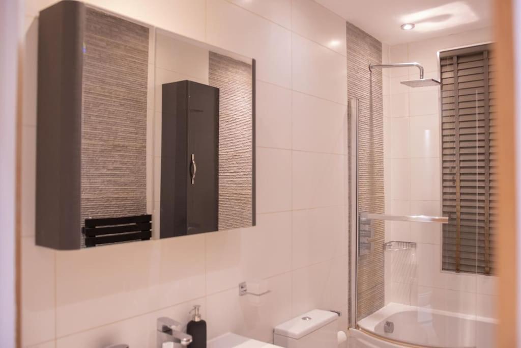 Oikoshomes Three Bedroom Flat In London Luaran gambar